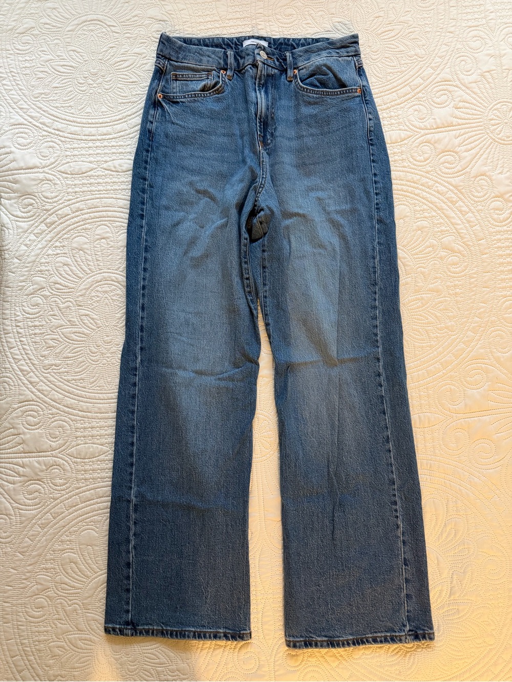Forever21 Classic High-Rise Straight Leg Women’s Jeans - Blue